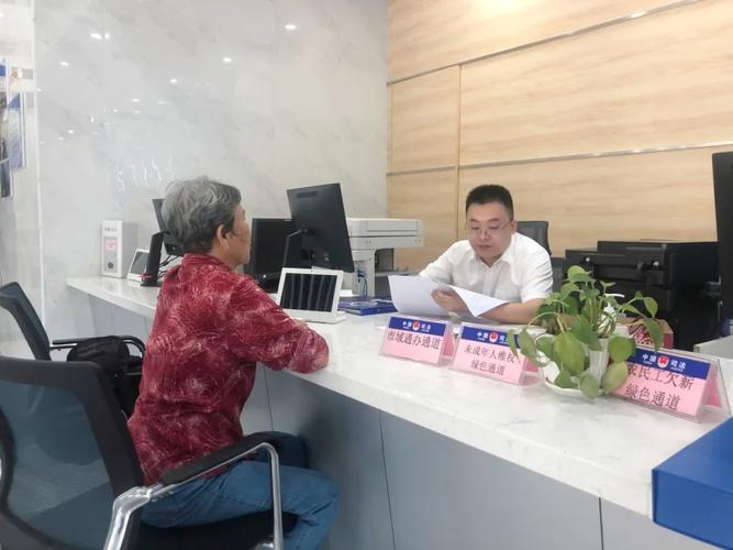 免费法律咨询靠谱吗？资深律师为你揭秘背后